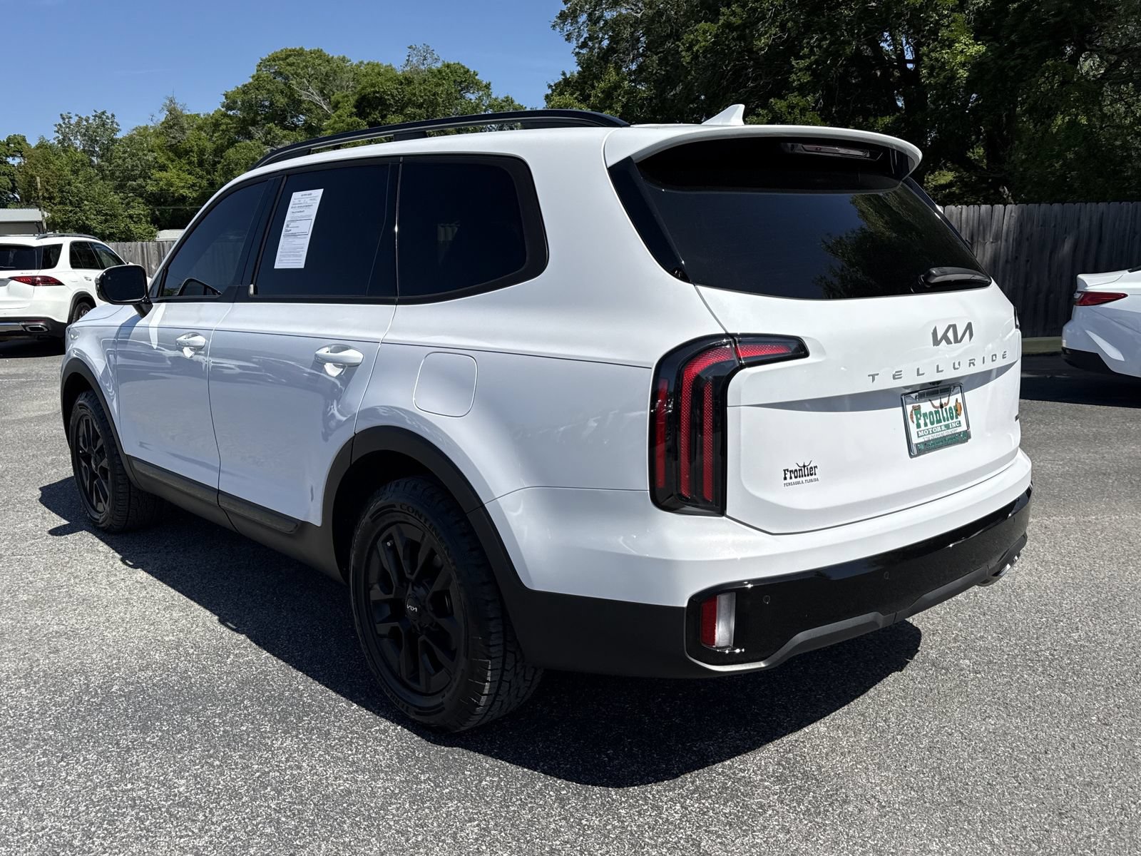 Used 2024 Kia Telluride SX Prestige X-Pro AWD/4WD image 3