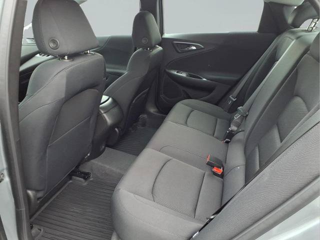Used 2025 Chevrolet Malibu RS FWD image 21
