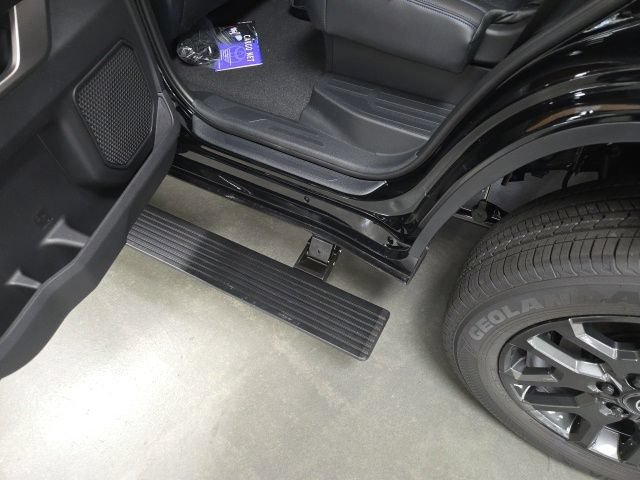New 2026 Toyota Sequoia Platinum w/ Tow Technology Package AWD/4WD image 20
