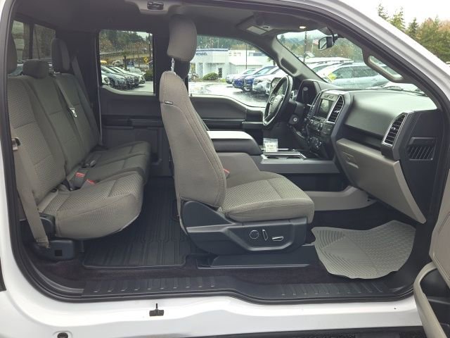 Used 2017 Ford F150 XLT w/ Equipment Group 302A Luxury image 9