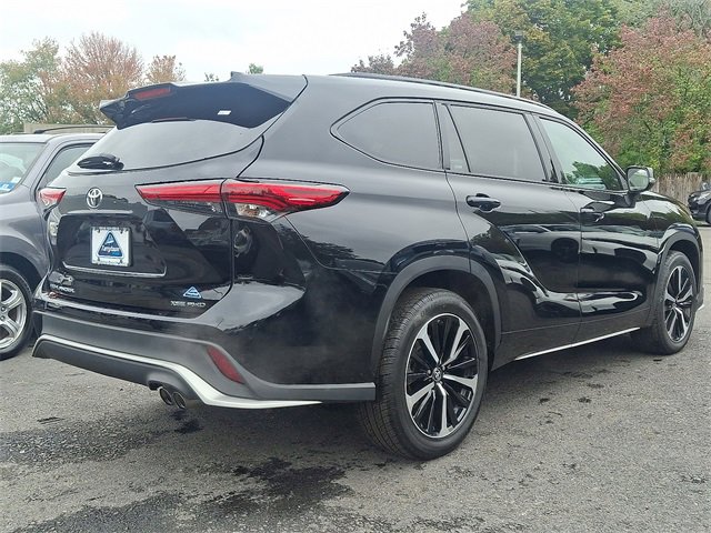 Used 2022 Toyota Highlander XSE image 6
