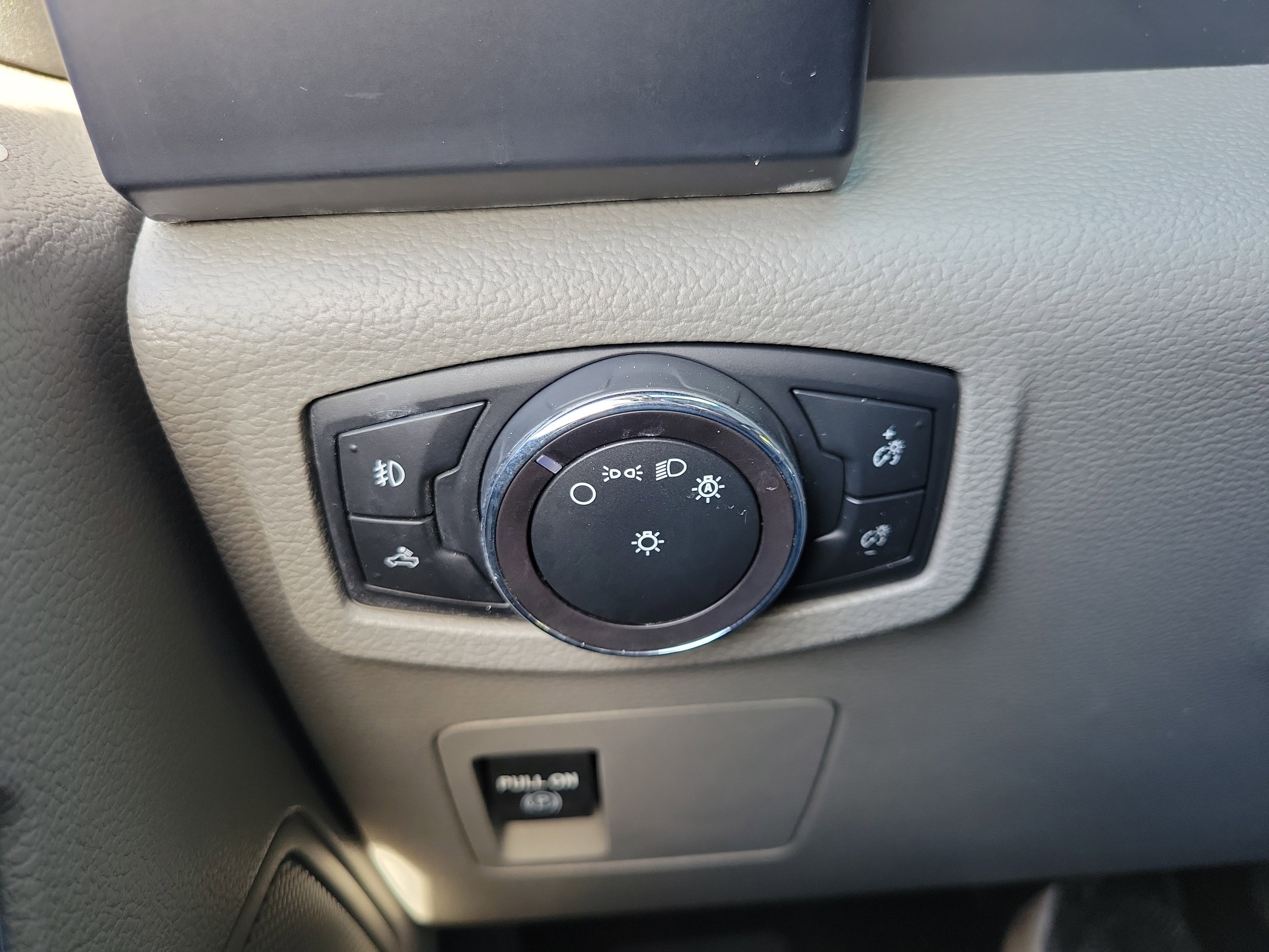 Used 2018 Ford F150 XL w/ Equipment Group 101A Mid image 27