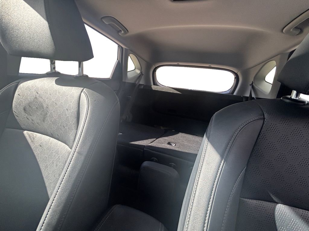 Used 2023 Kia Seltos SX image 30