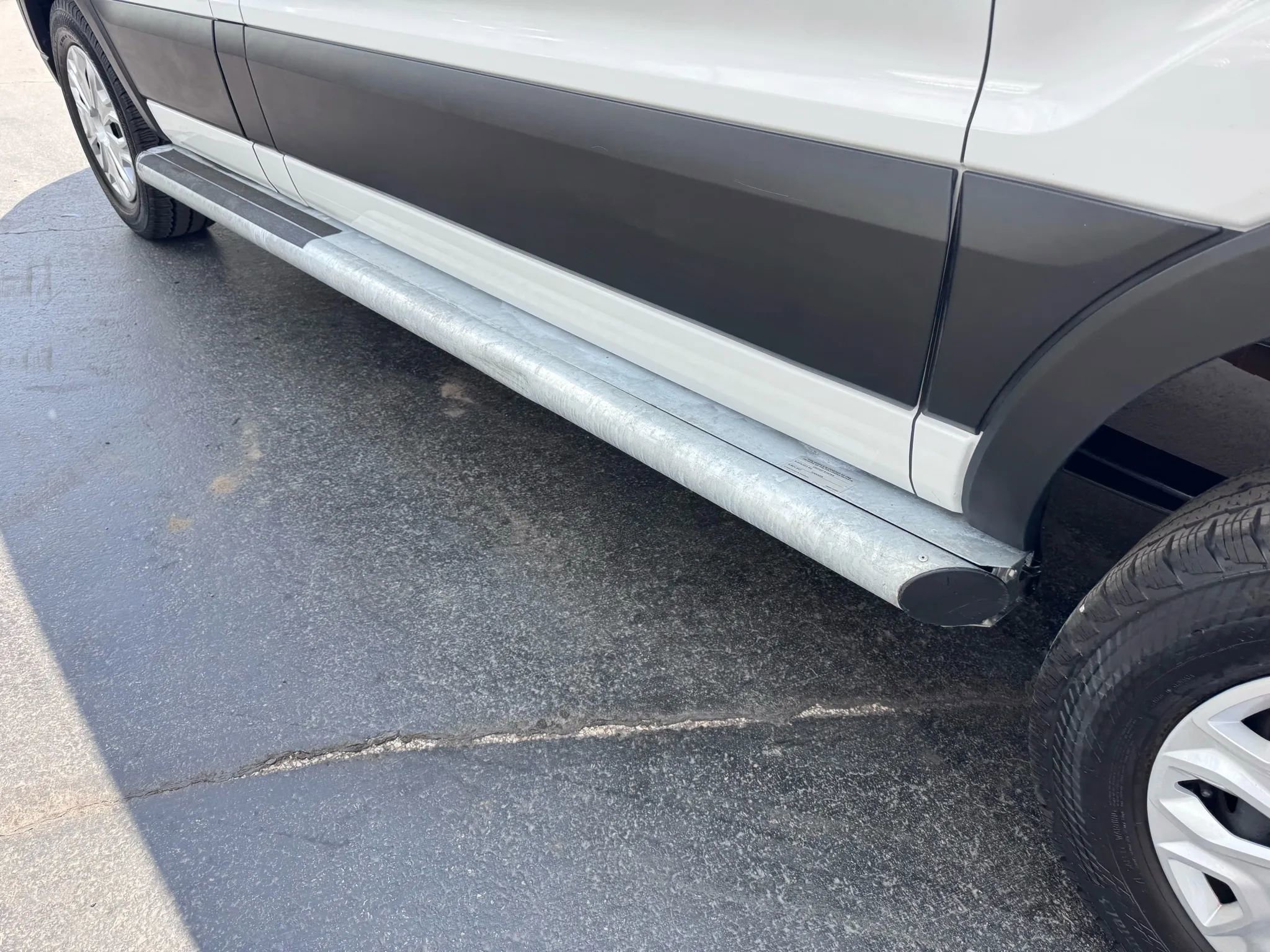 Used 2023 Ford Transit 250 Low Roof w/ Exterior Upgrade Package image 28