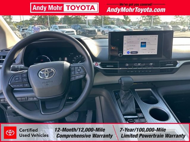 Certified 2026 Toyota Sienna LE FWD image 14