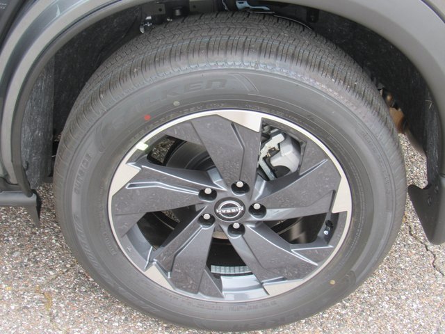 New 2026 Nissan Rogue SV image 8