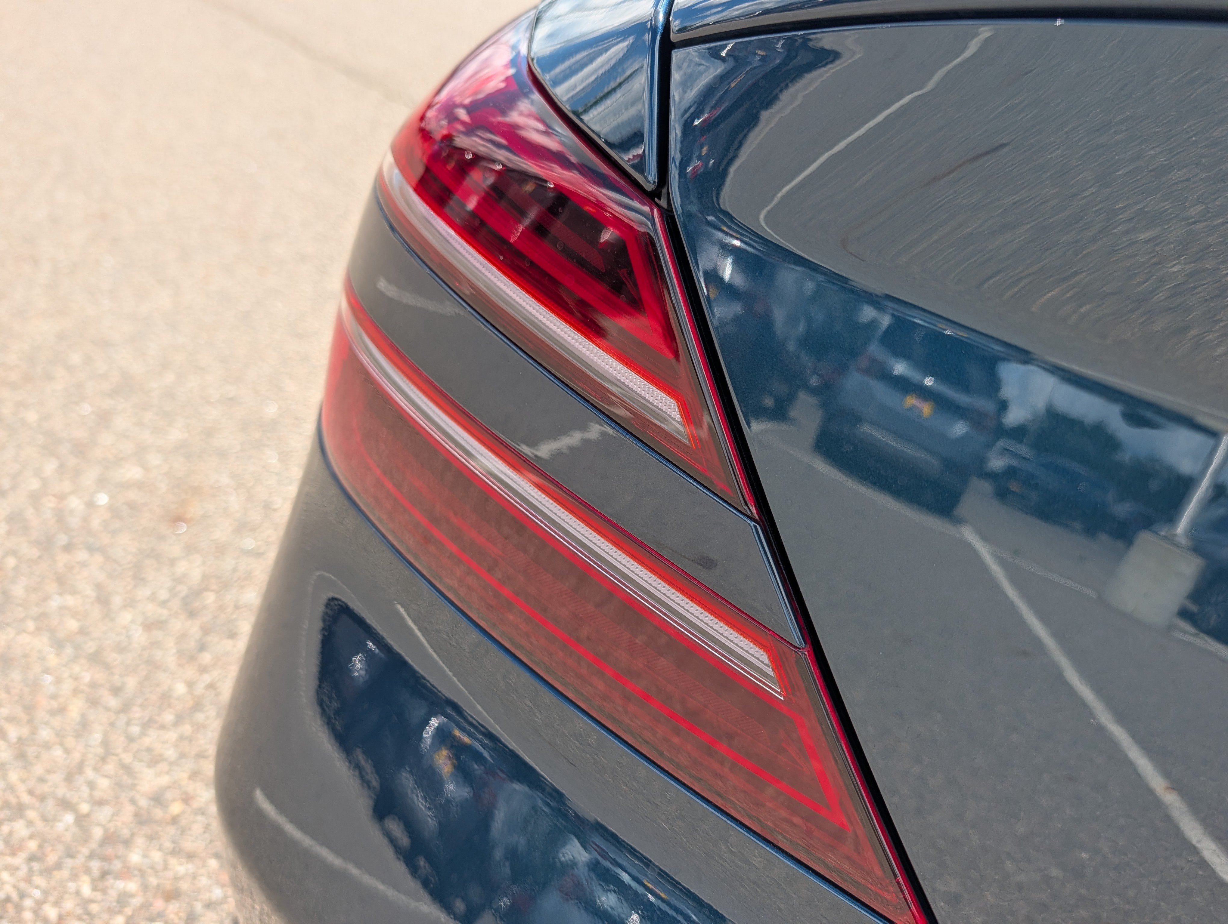 Used 2024 Genesis G70 2.5T AWD/4WD image 17