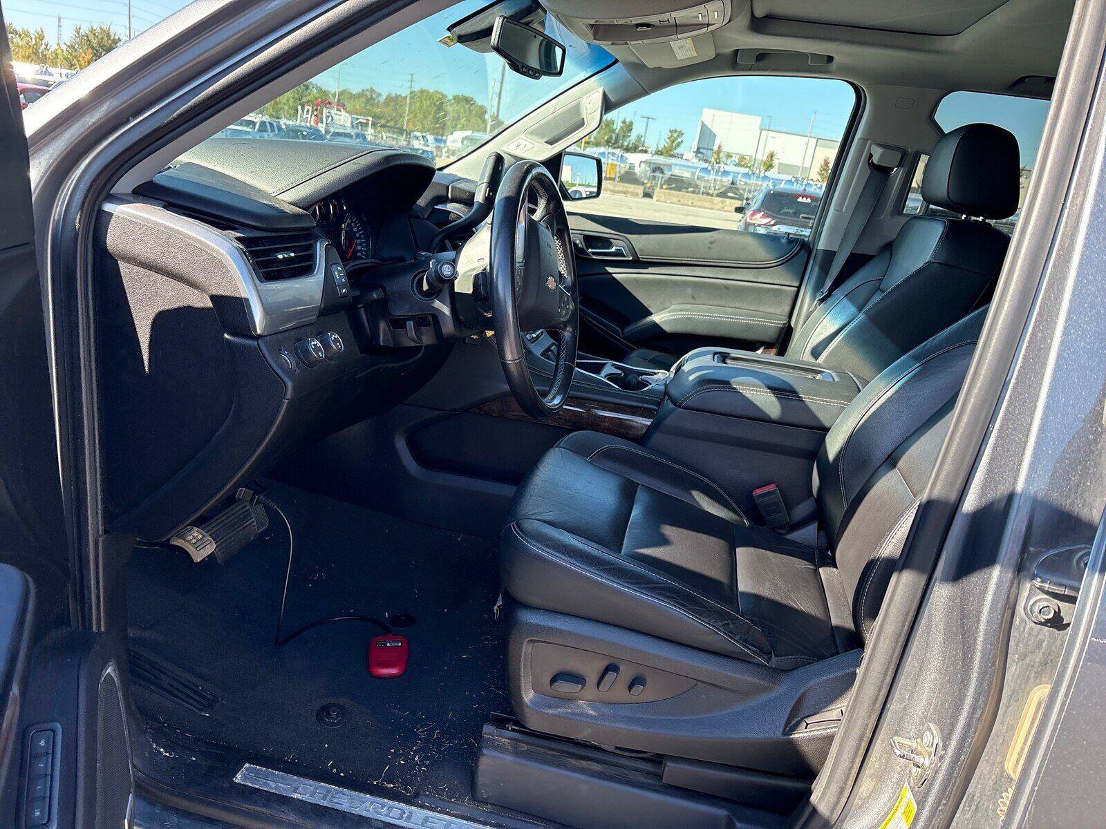 Used 2019 Chevrolet Tahoe LT AWD/4WD image 4
