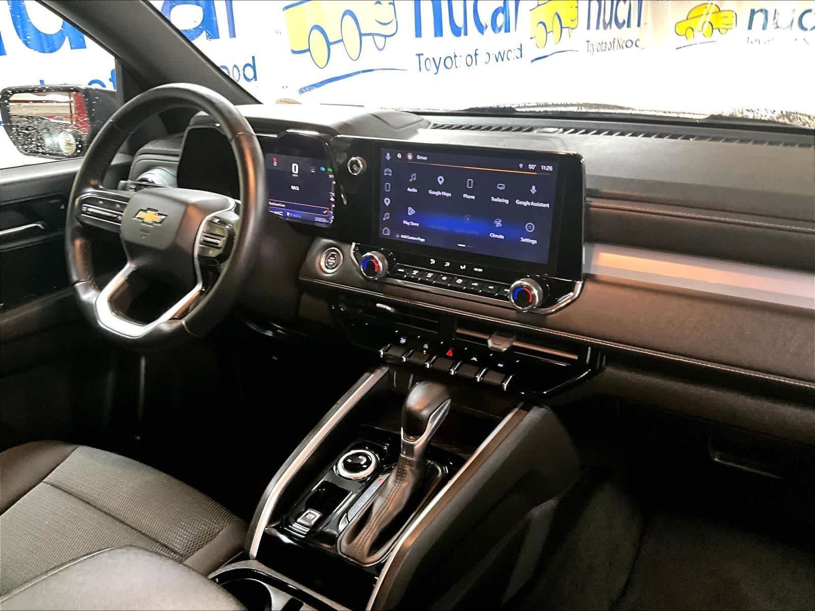 Used 2023 Chevrolet Colorado LT w/ LT Convenience Package AWD/4WD image 14