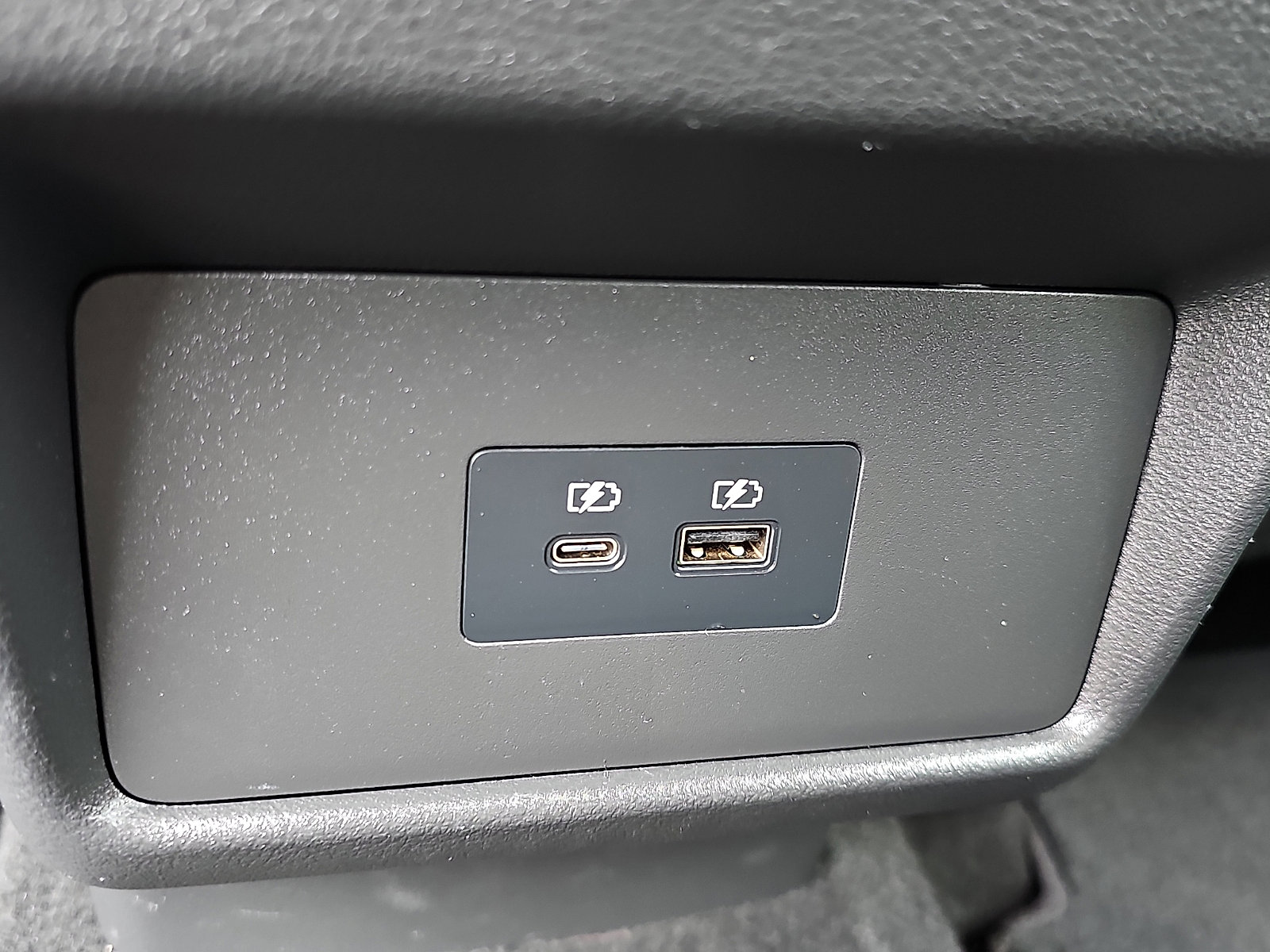 Used 2021 Nissan Rogue SV image 11