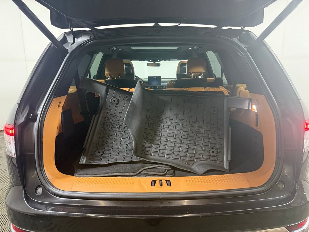 Used 2023 Lincoln Aviator Black Label w/ Dynamic Handling Package image 24