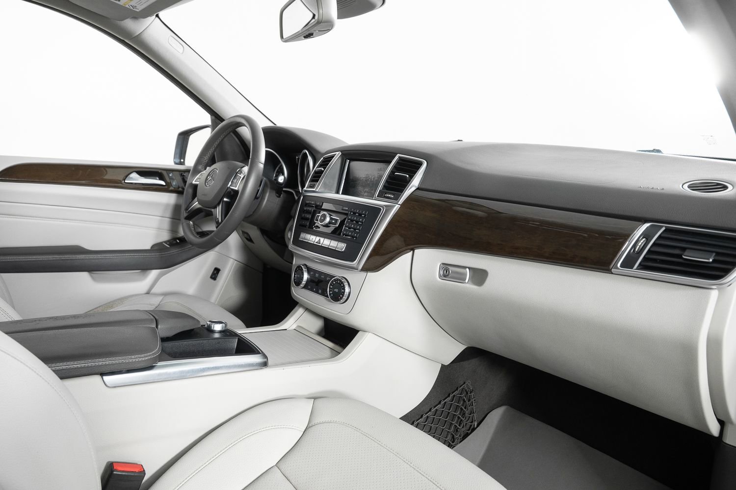 Used 2015 Mercedes-Benz ML 350 2WD image 26