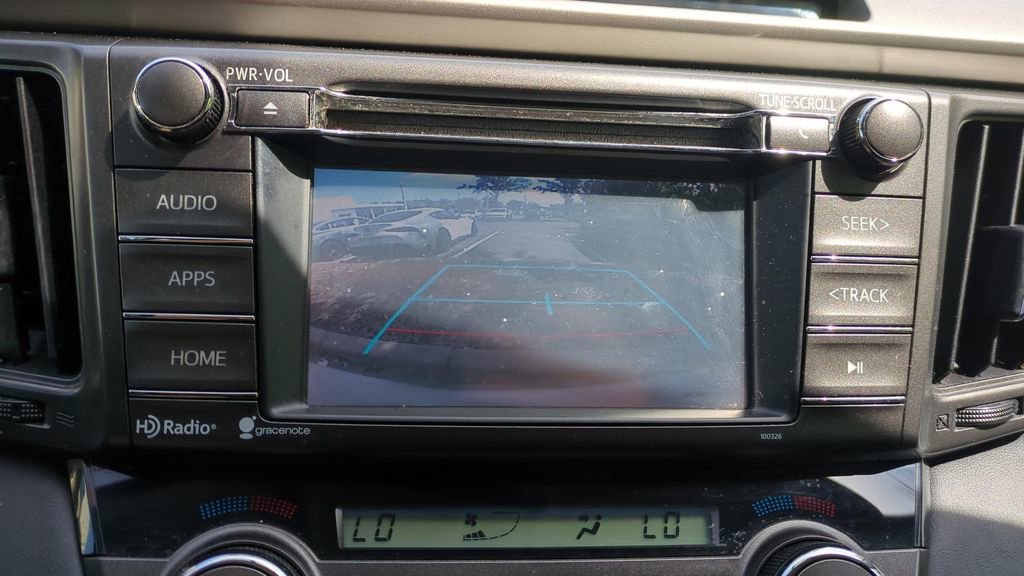 Used 2015 Toyota RAV4 XLE image 24