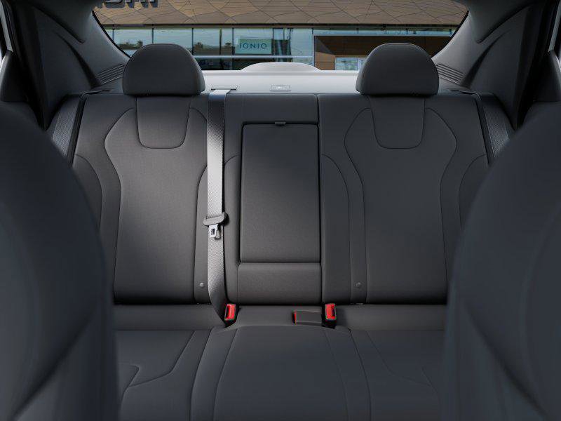 New 2026 Hyundai Elantra SEL Sport FWD image 12