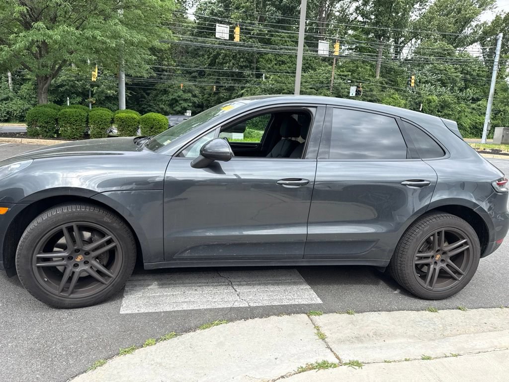 Used 2019 Porsche Macan AWD/4WD image 4