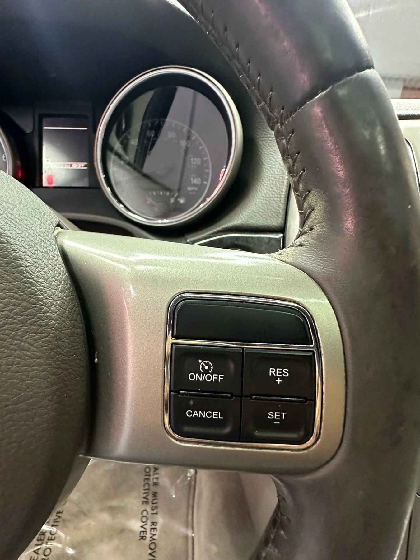 Used 2012 Jeep Grand Cherokee Laredo image 12