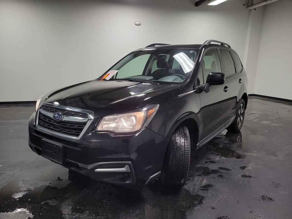 Used 2018 Subaru Forester 2.5i Premium w/ All-Weather Package image 5