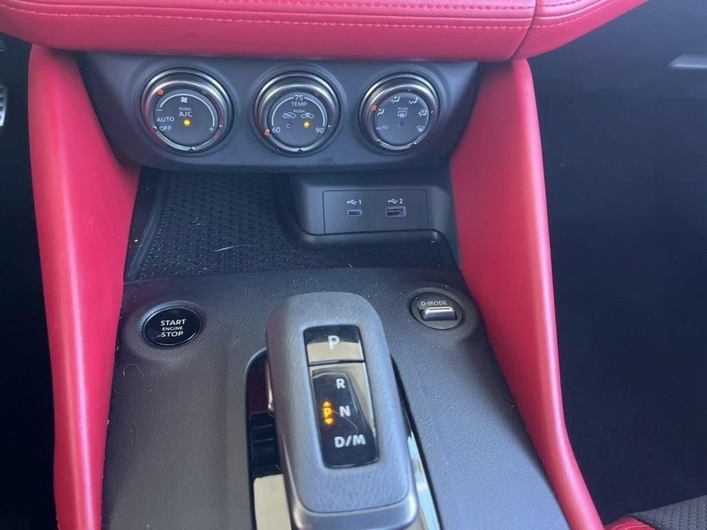 Used 2025 Nissan Z Performance w/ Floor Mat Package RWD image 20