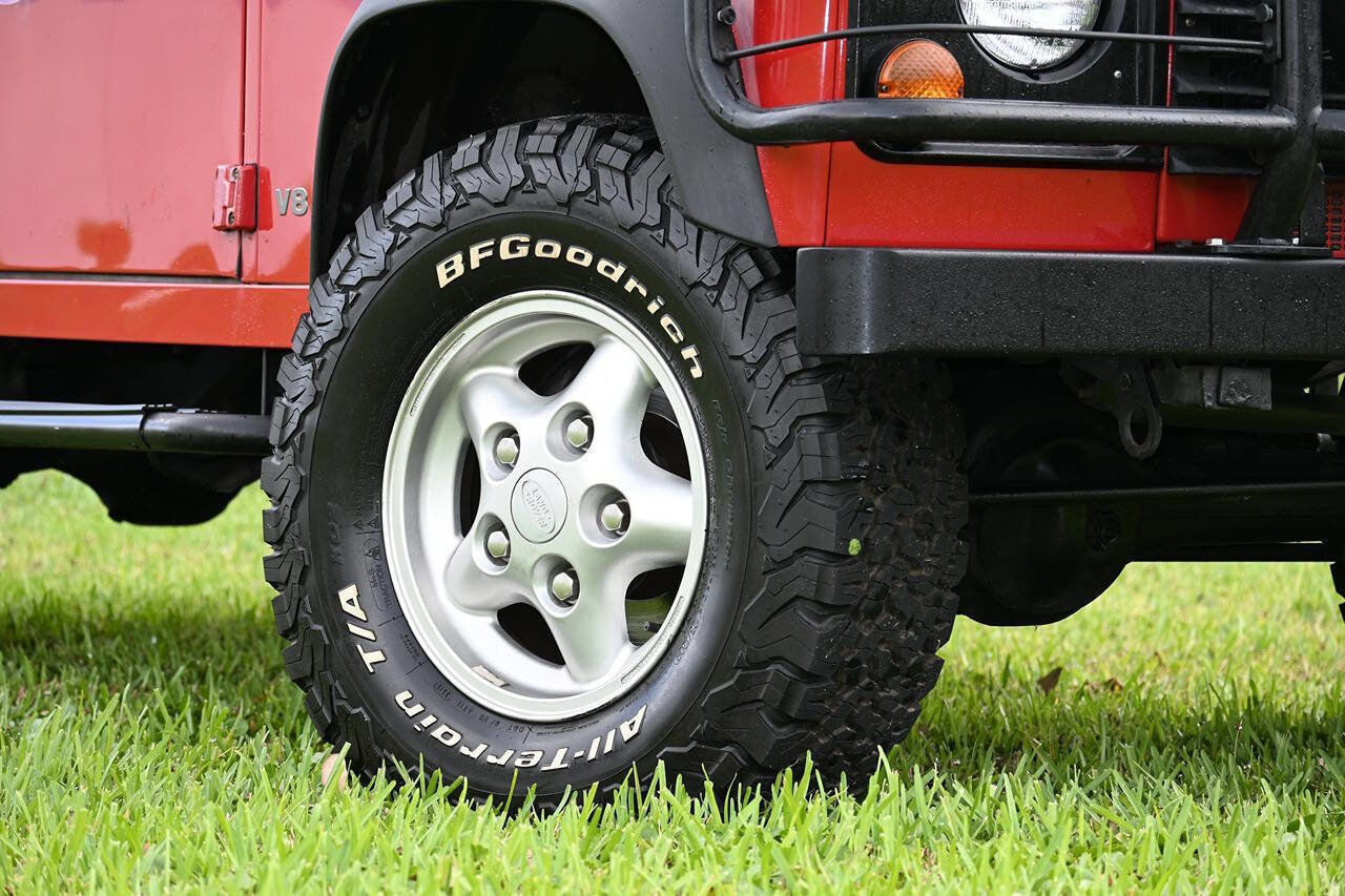 Used 1997 Land Rover Defender 90 AWD/4WD image 4