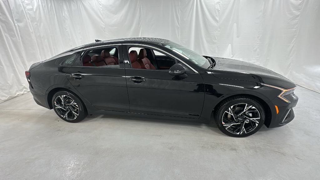 New 2026 Kia K5 GT-Line image 2