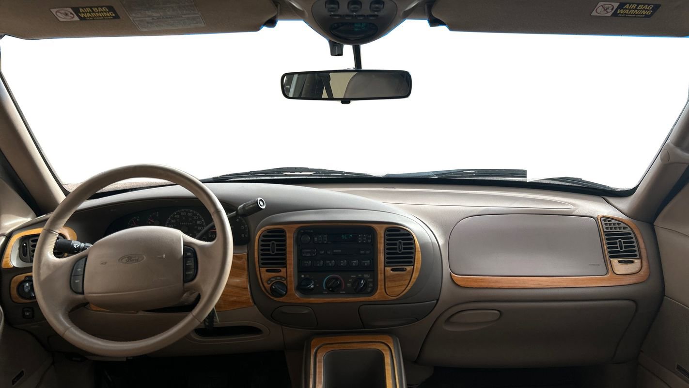 Used 1998 Ford Expedition Eddie Bauer AWD/4WD image 26