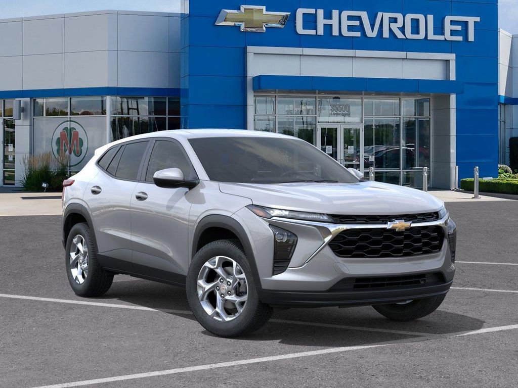 New 2026 Chevrolet Trax LS w/ LS Convenience Package FWD image 7