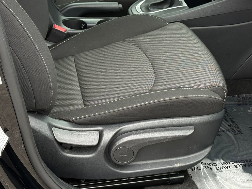 Used 2024 Kia Forte LXS image 9