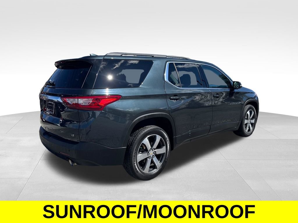 Used 2021 Chevrolet Traverse LT w/ LT Premium Package image 6