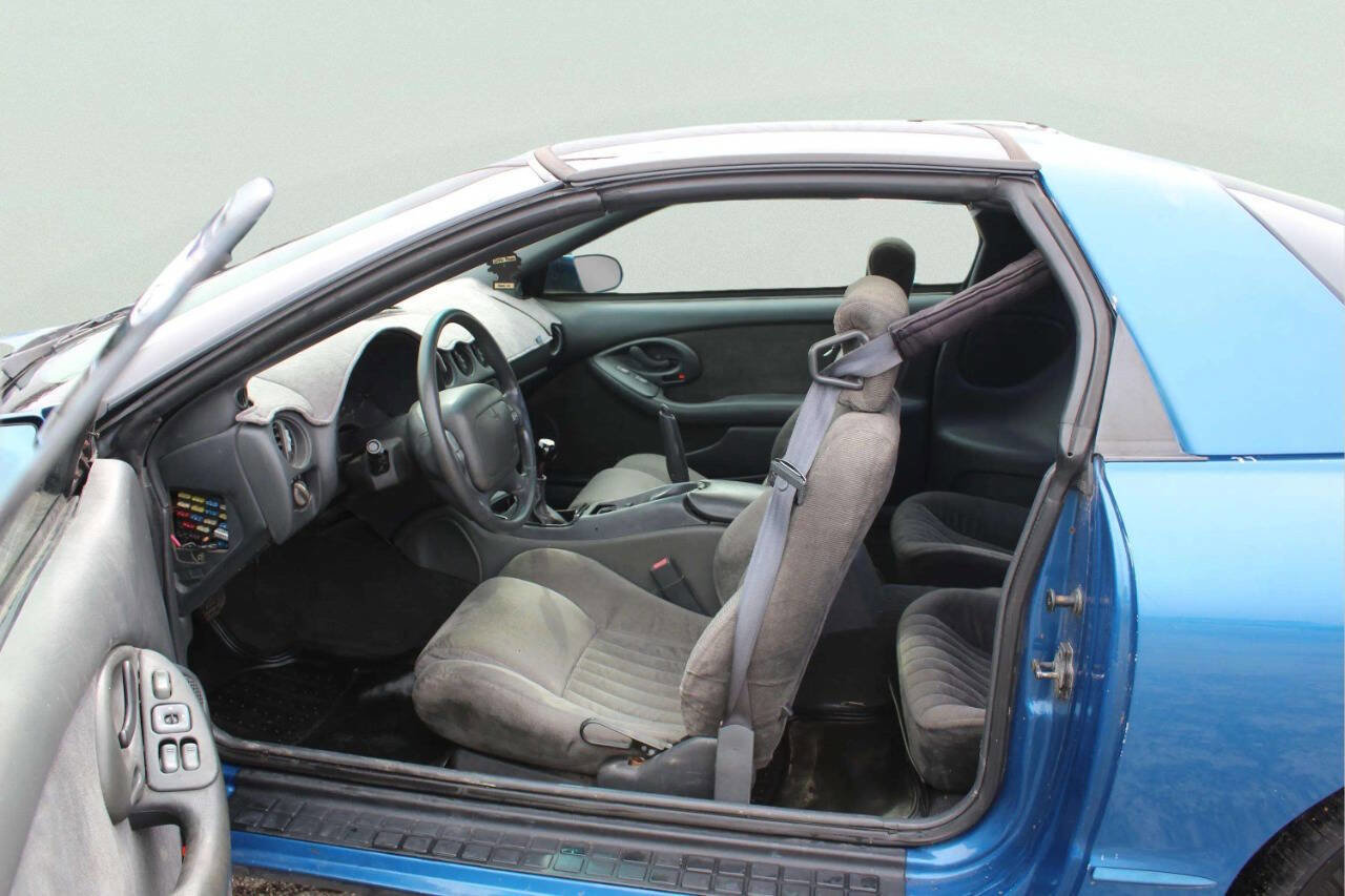 Used 1996 Pontiac Firebird Coupe RWD image 8