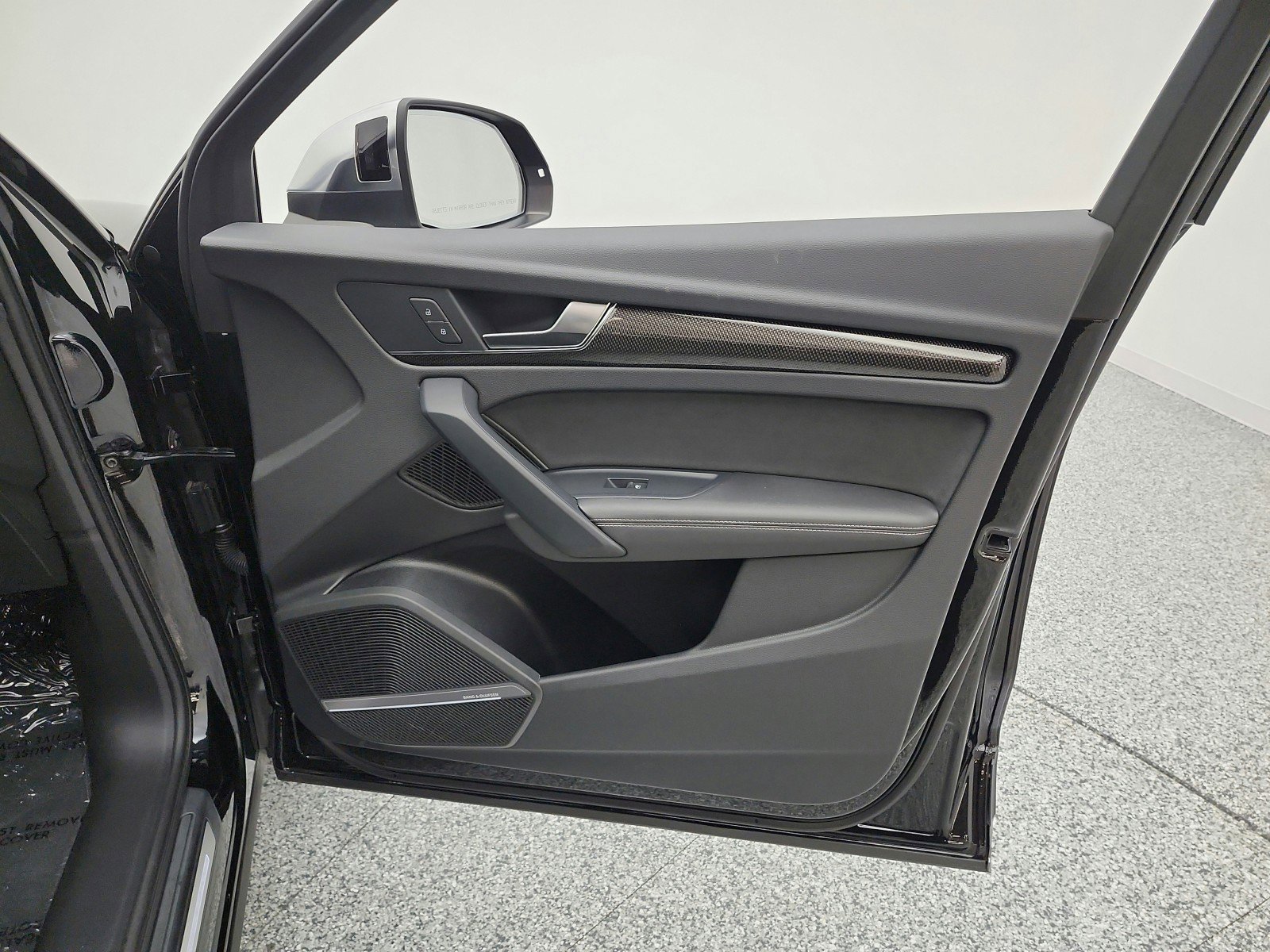 Used 2023 Audi SQ5 Premium Plus w/ Premium Plus Package image 19