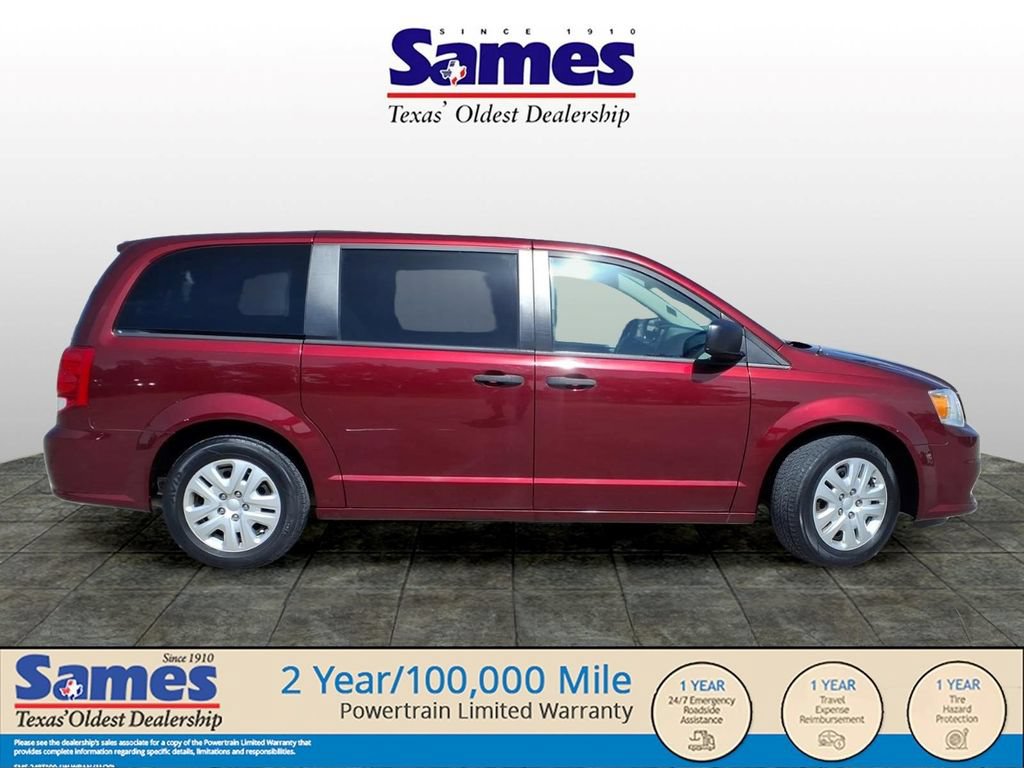 Used 2020 Dodge Grand Caravan SE w/ UConnect Hands-Free Group FWD image 2