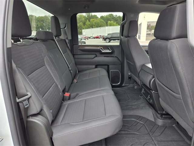 Used 2024 Chevrolet Silverado 2500 LT image 18