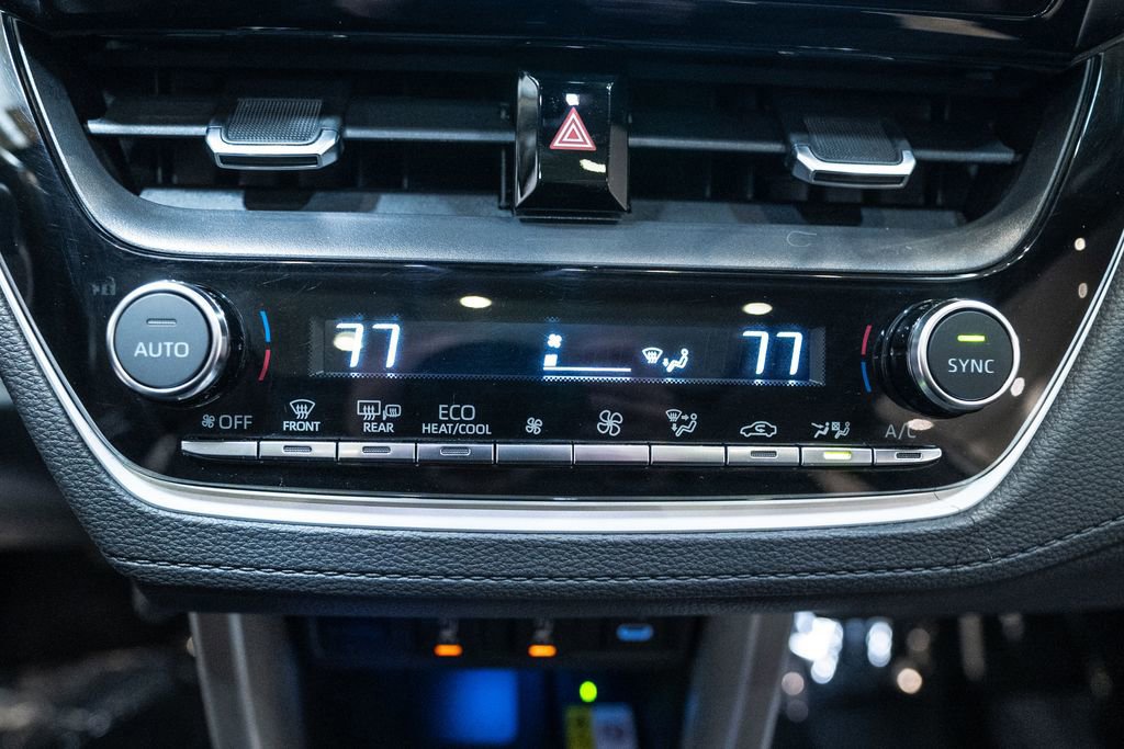 Used 2023 Toyota Corolla Cross XLE w/ Convenience Package image 21