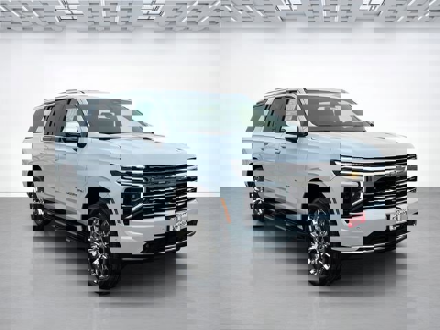 New 2026 Chevrolet Suburban Premier image 2