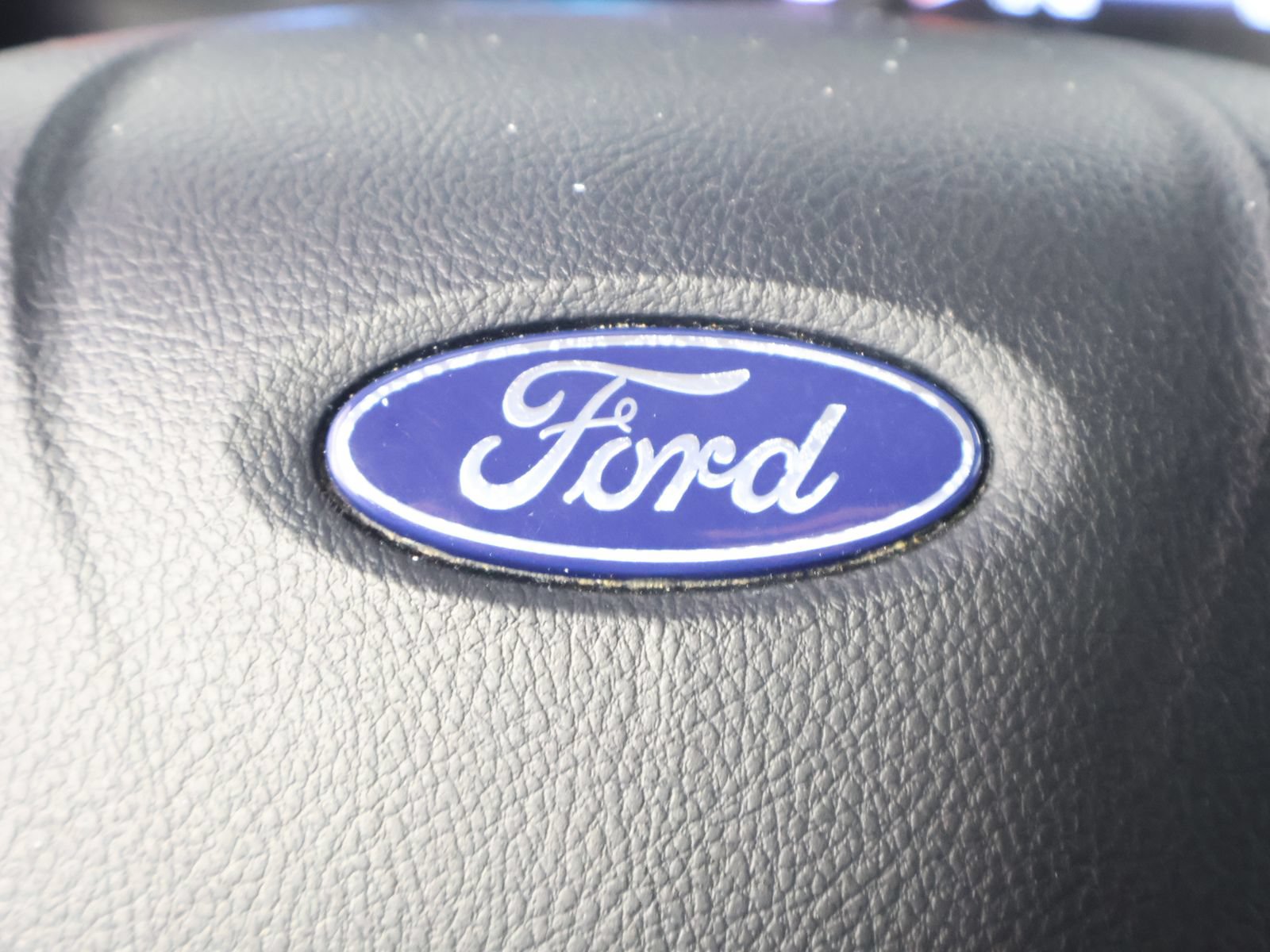 Used 2020 Ford Fusion SE FWD image 30
