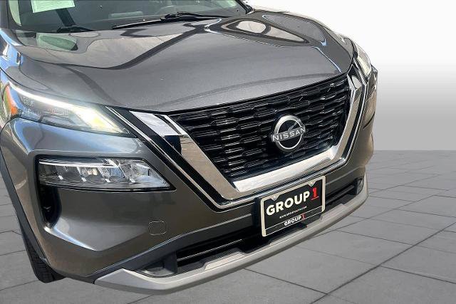 Certified 2022 Nissan Rogue SV FWD image 29
