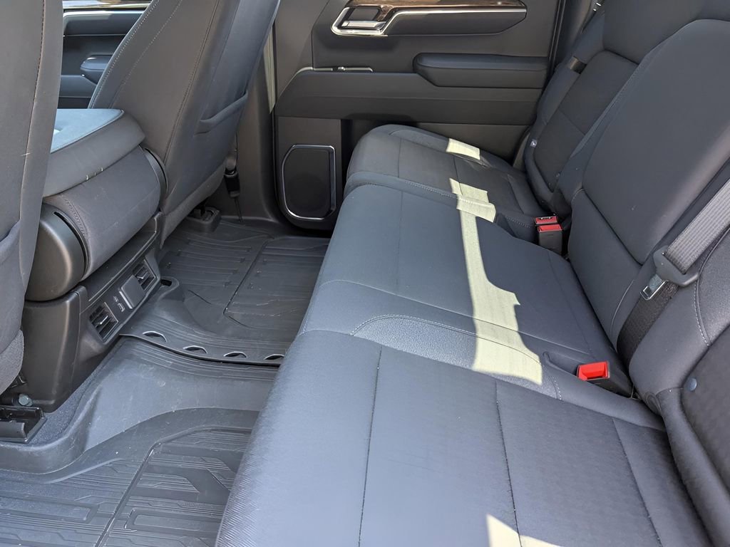 New 2025 GMC Sierra 1500 Elevation image 15