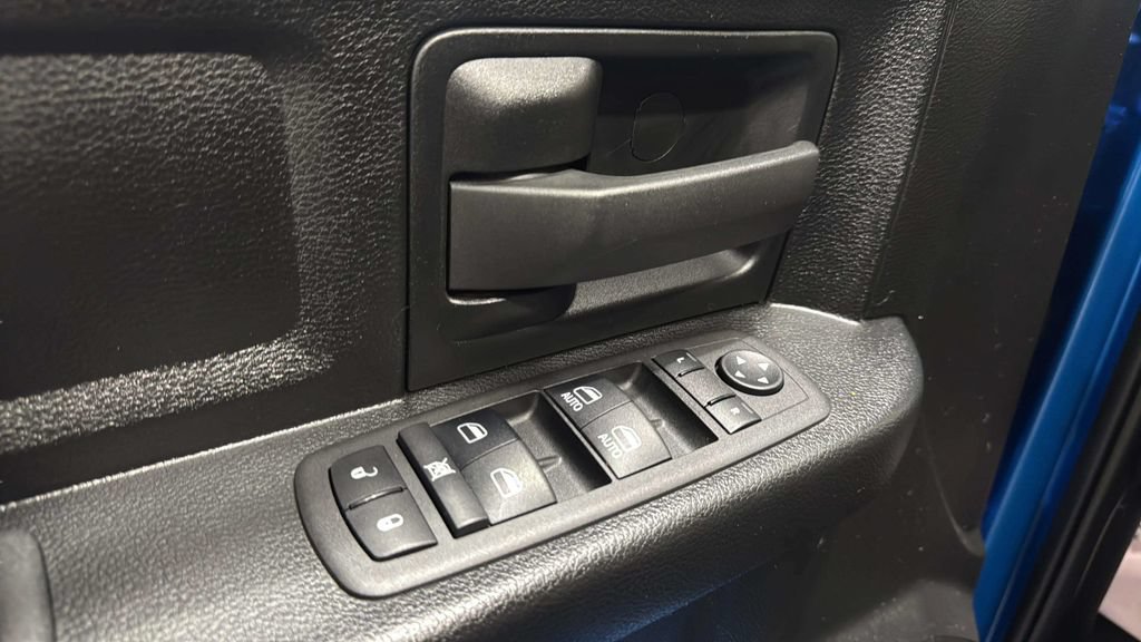 Used 2023 RAM 1500 Express w/ Wheel & Sound Group AWD/4WD image 20