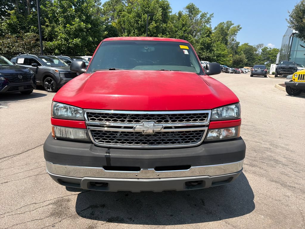 Used 2005 Chevrolet Silverado 2500 LS AWD/4WD image 8