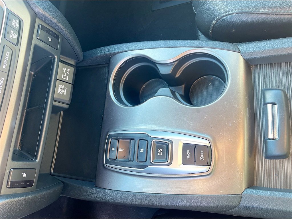 Used 2022 Honda Pilot EX-L image 16