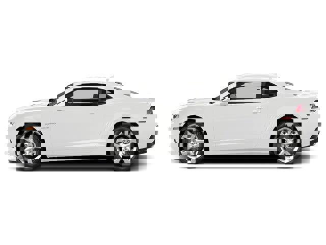 Used 2014 Chevrolet Camaro SS w/ RS Package RWD image 2