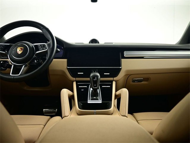 Used 2023 Porsche Cayenne S Platinum w/ Assistance Package image 11