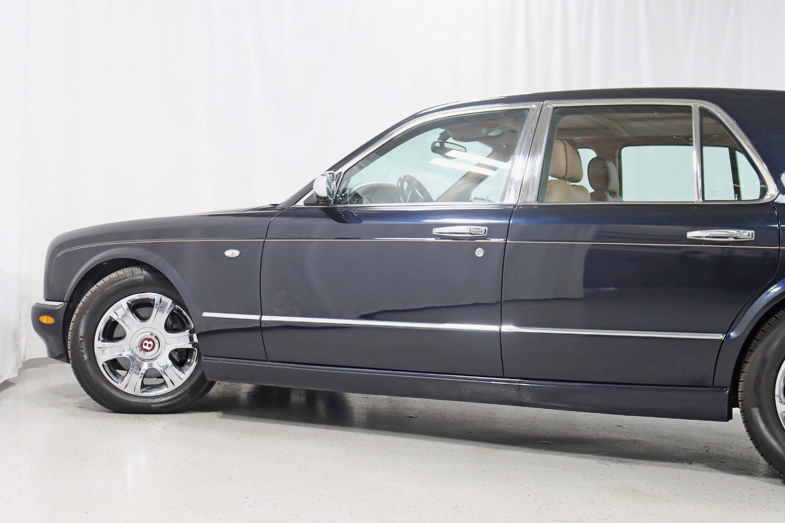 Used 2006 Bentley Arnage R RWD image 12