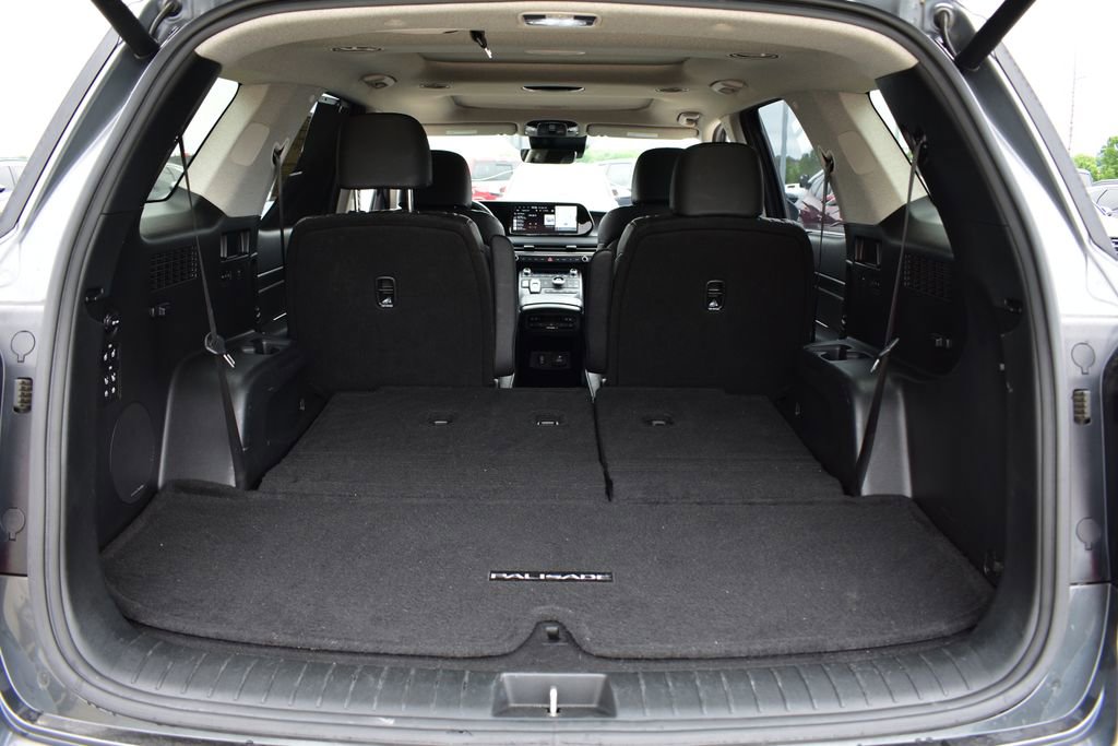 Used 2023 Hyundai Palisade Limited FWD image 29