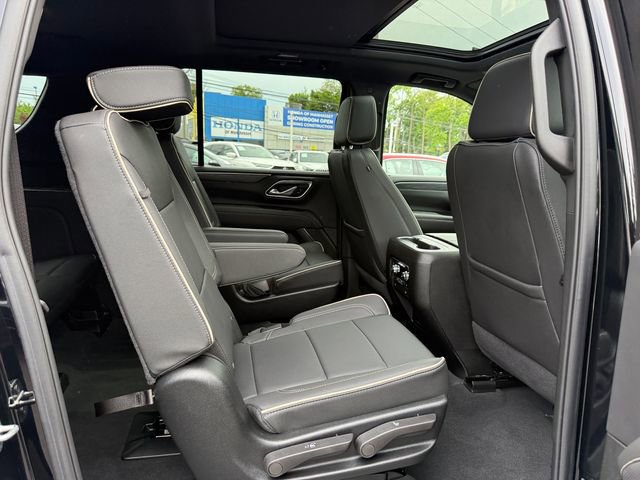Used 2024 GMC Yukon XL SLT w/ SLT Premium Package AWD/4WD image 33