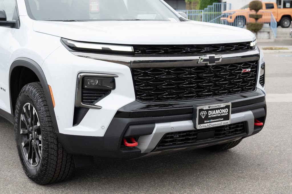 New 2026 Chevrolet Traverse Z71 w/ Enhanced Driving Package AWD/4WD image 9