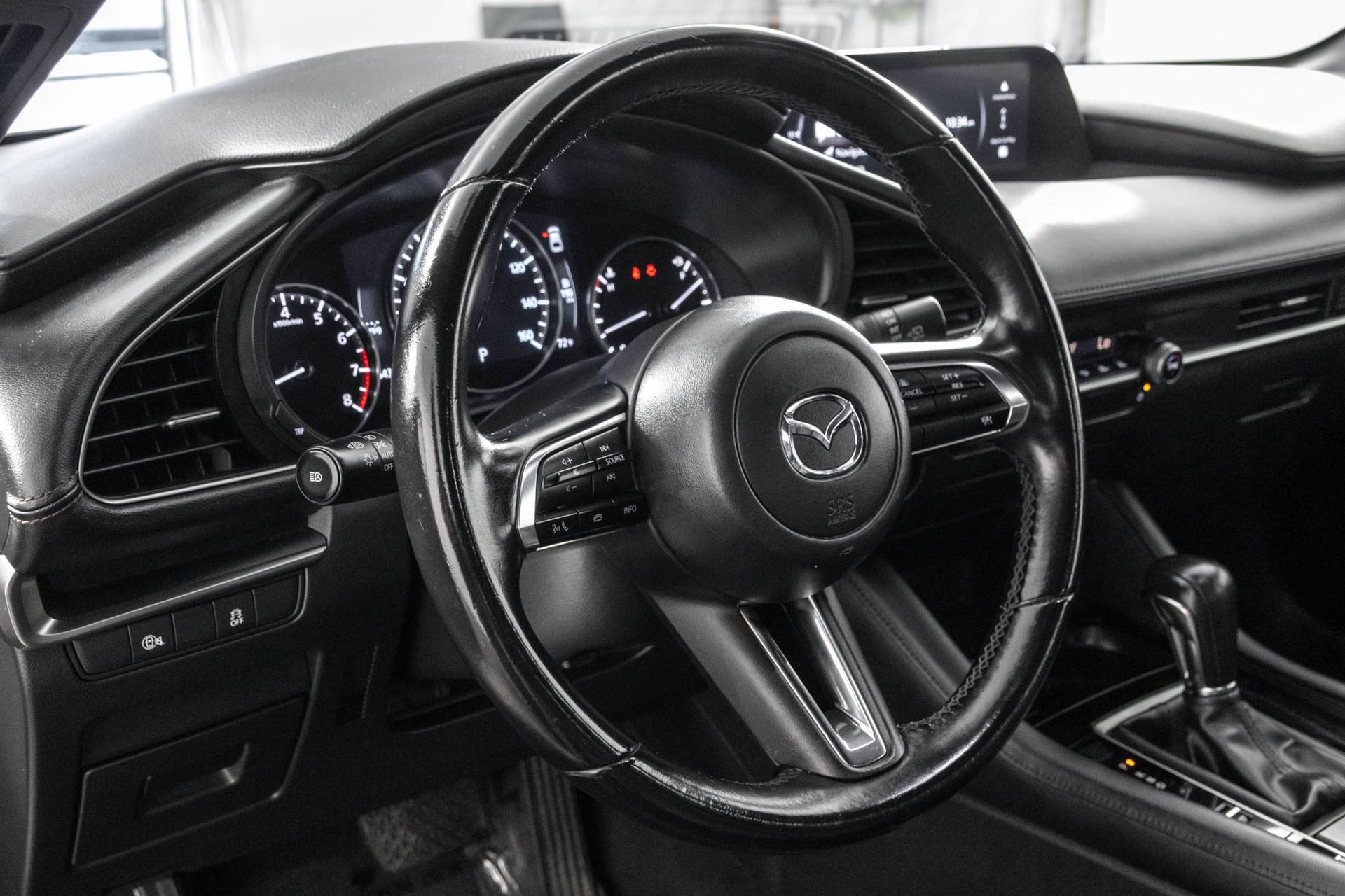 Used 2024 MAZDA MAZDA3 s FWD image 32