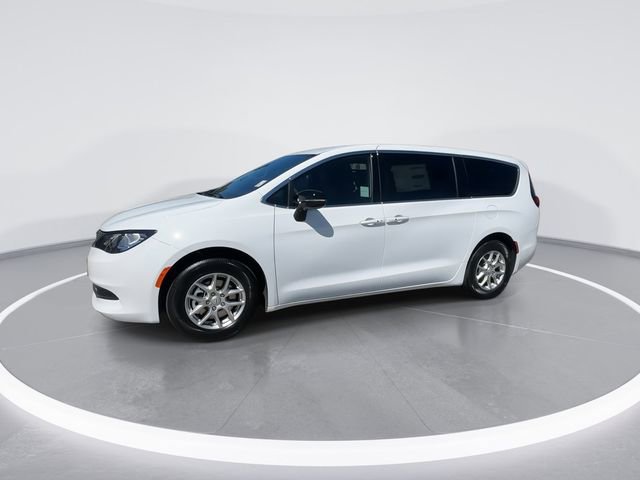 New 2026 Chrysler Voyager LX FWD image 4