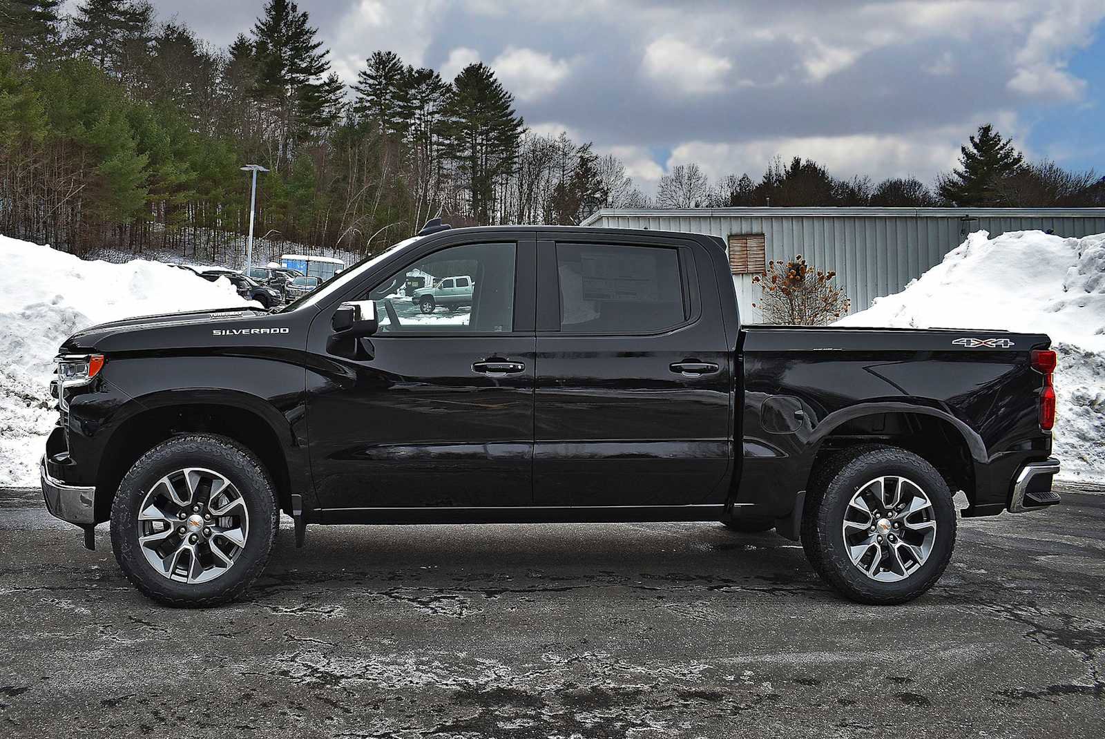New 2026 Chevrolet Silverado 1500 LT image 4