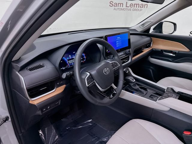 Used 2024 Toyota Grand Highlander Limited image 9
